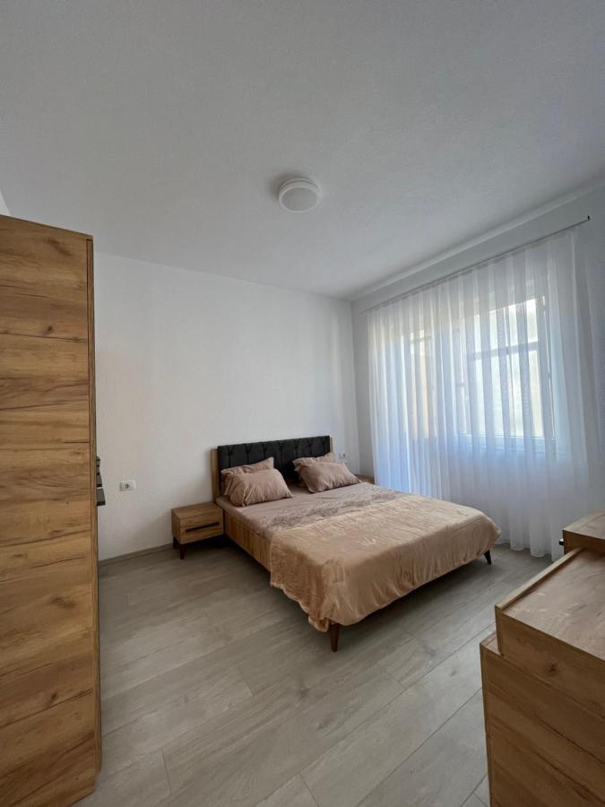 Apartment In Peja City Center Exteriér fotografie